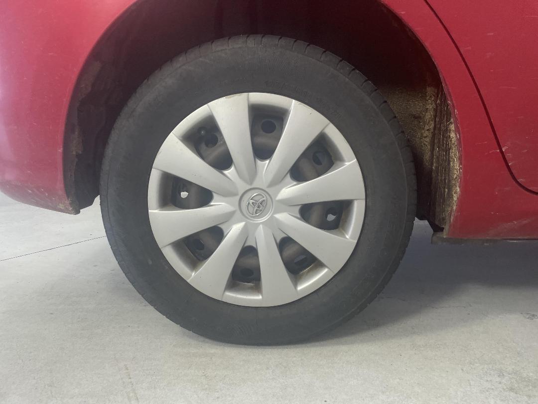 Photo '10' of Toyota Corolla GX Photo '10' of Toyota Corolla GX