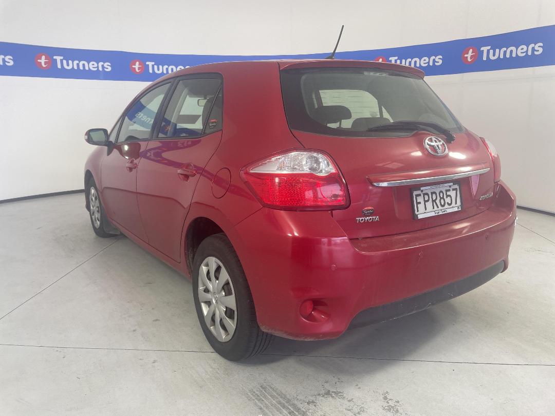 Photo '4' of Toyota Corolla GX Photo '4' of Toyota Corolla GX