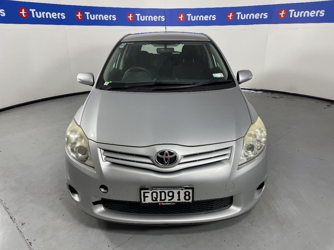 Photo '2' of Toyota Corolla Photo '2' of Toyota Corolla