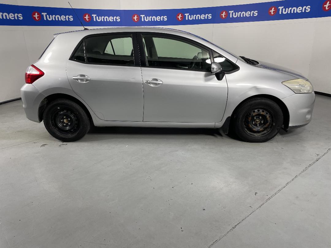 Photo '23' of Toyota Corolla Photo '23' of Toyota Corolla