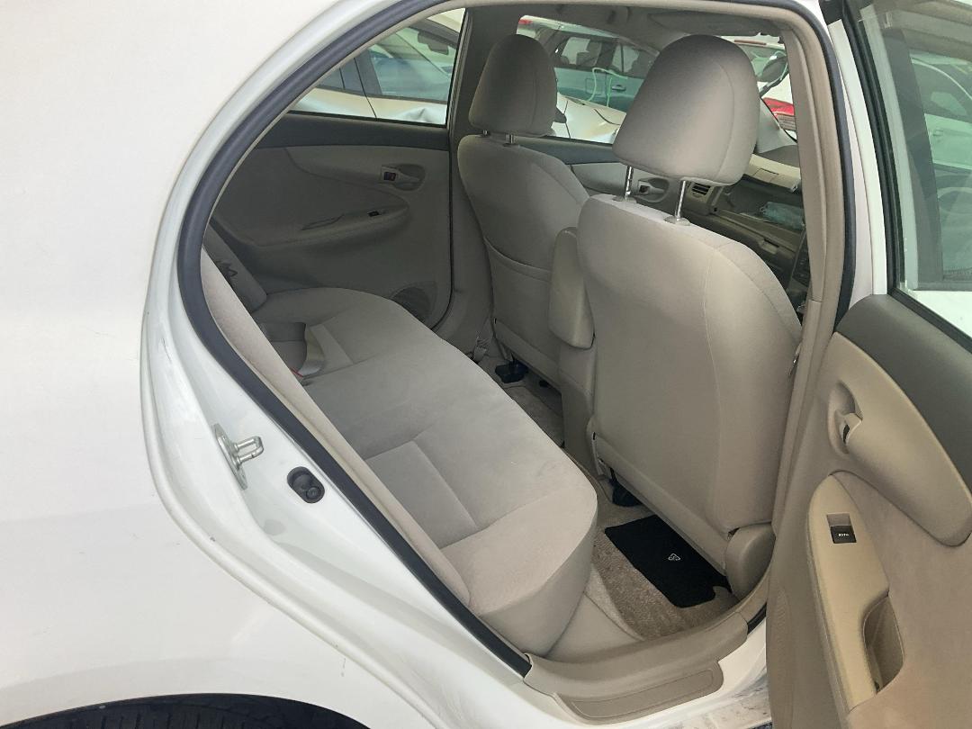 Photo '11' of Toyota Corolla Axio