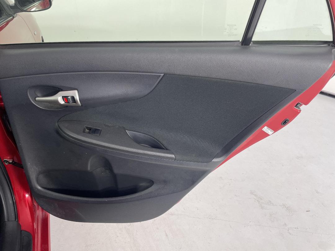 Photo '19' of Toyota Corolla