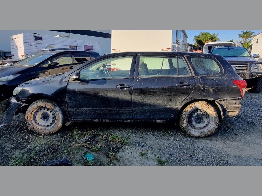 Photo '3' of Toyota Corolla GX