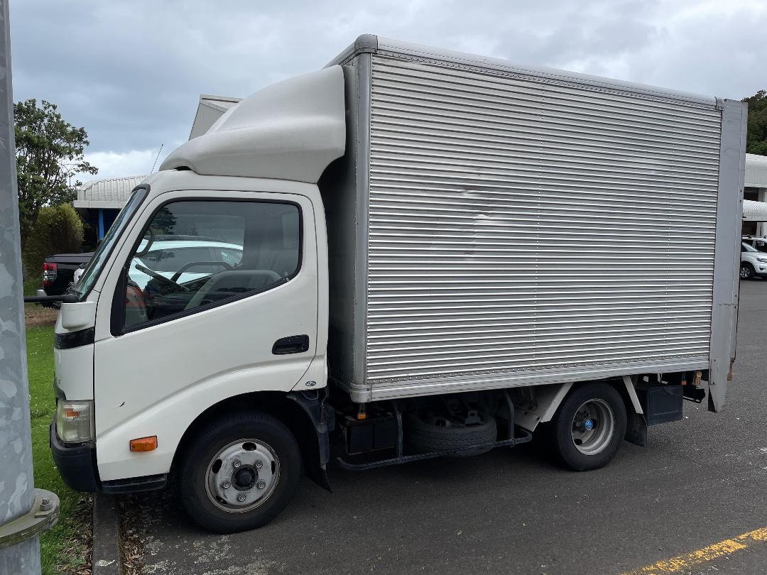 Photo '9' of Toyota Dyna XZU308 Box Body