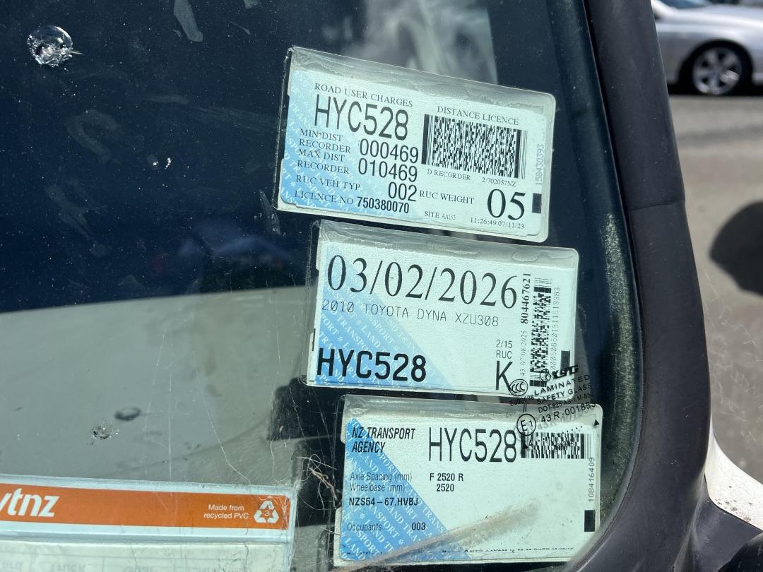 Photo '26' of Toyota Dyna XZU308 Box Body