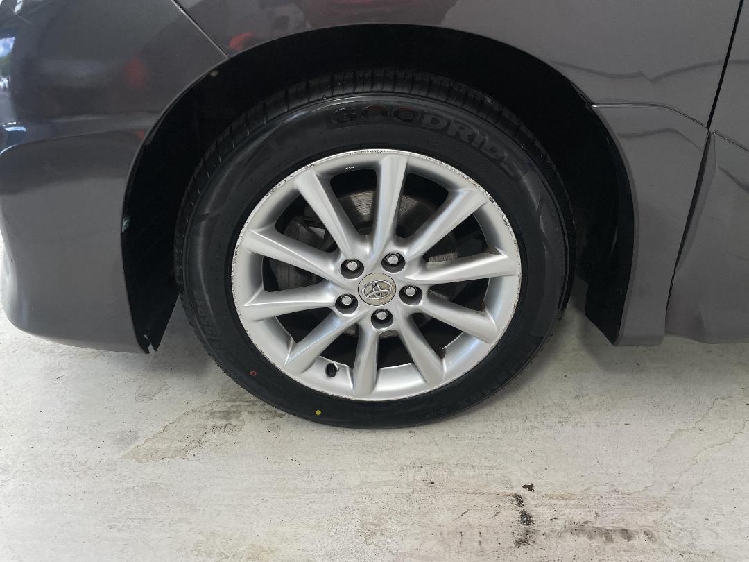 Photo '10' of Toyota Estima