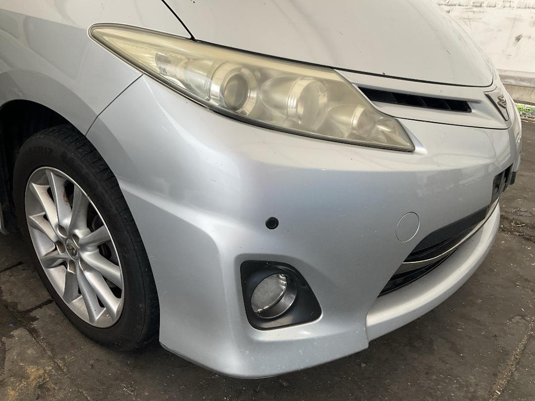 Photo '8' of Toyota Estima Photo '8' of Toyota Estima