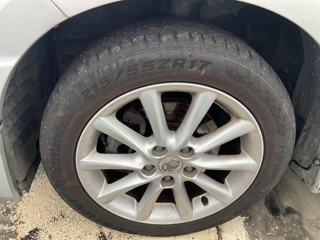 Photo '21' of Toyota Estima Photo '21' of Toyota Estima