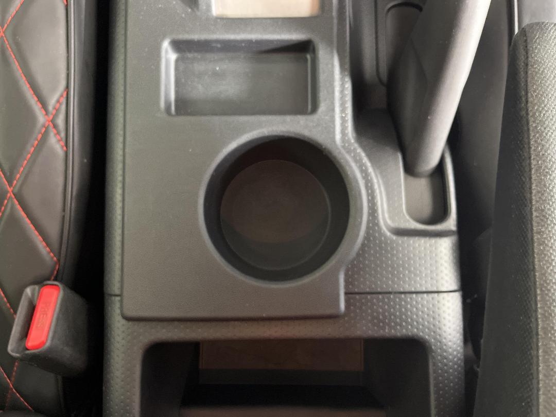 Photo '22' of Toyota FJ Cruiser Photo '22' of Toyota FJ Cruiser