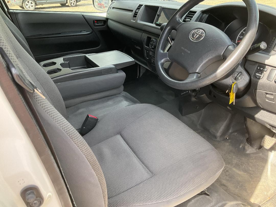 Photo '11' of Toyota Hiace Motorhome Photo '11' of Toyota Hiace Motorhome