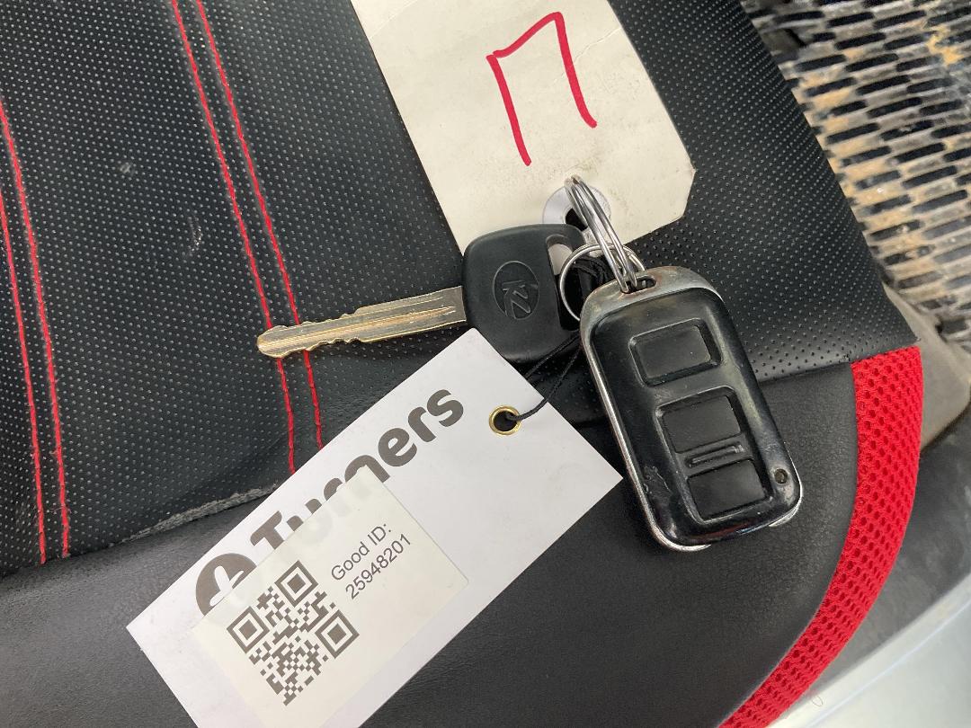 Photo '21' of Toyota Hiace