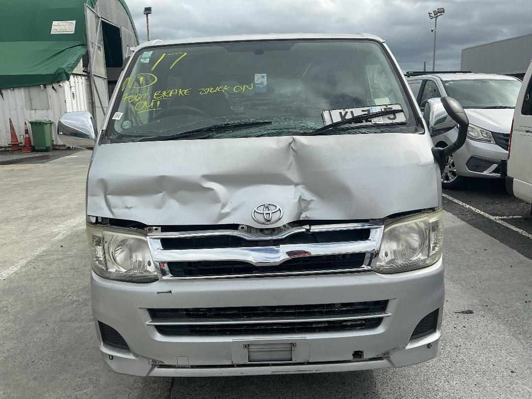 Photo '3' of Toyota Hiace