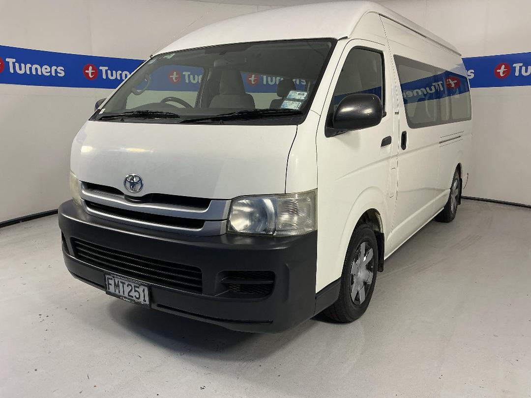 Photo '4' of Toyota Hiace