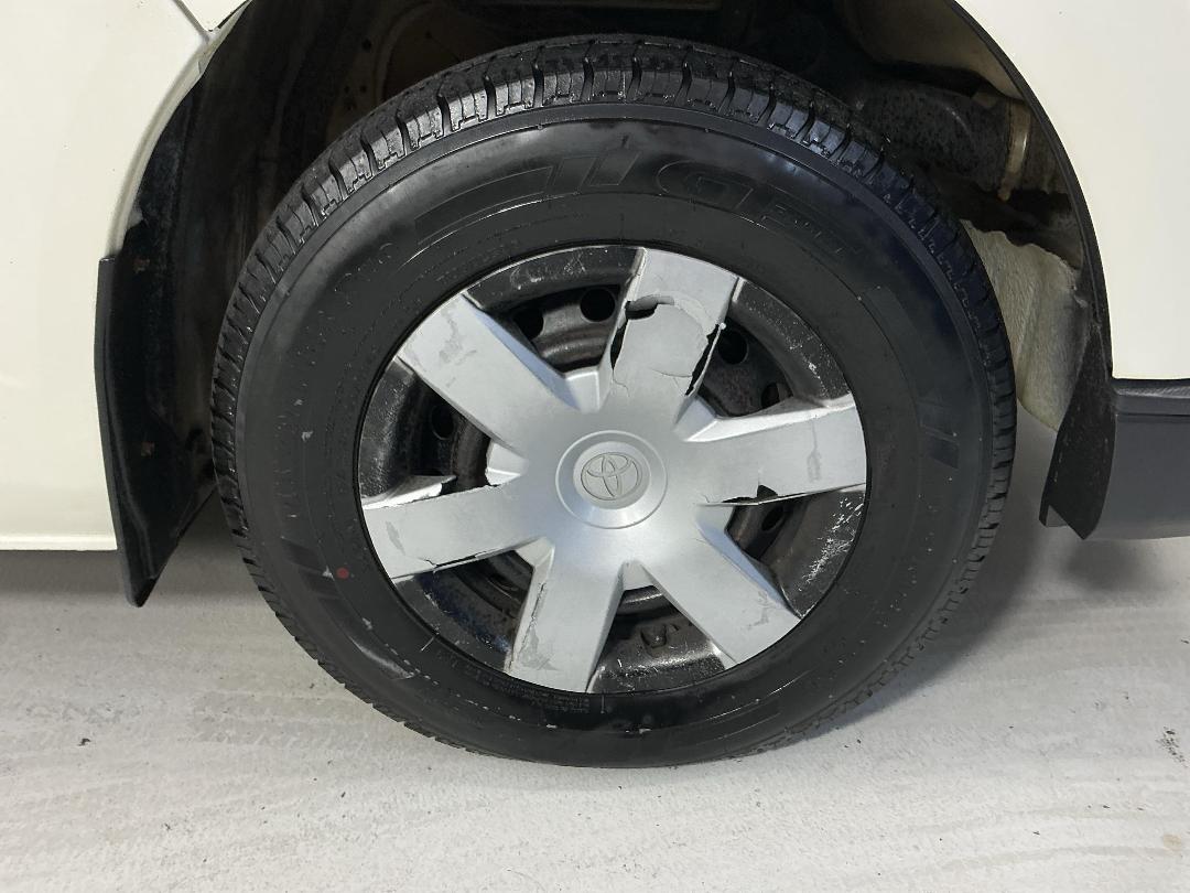 Photo '9' of Toyota Hiace