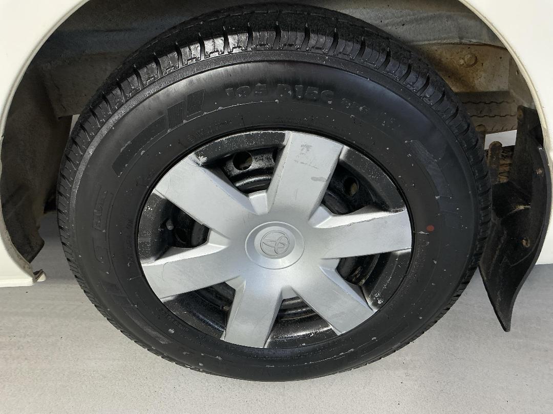 Photo '11' of Toyota Hiace