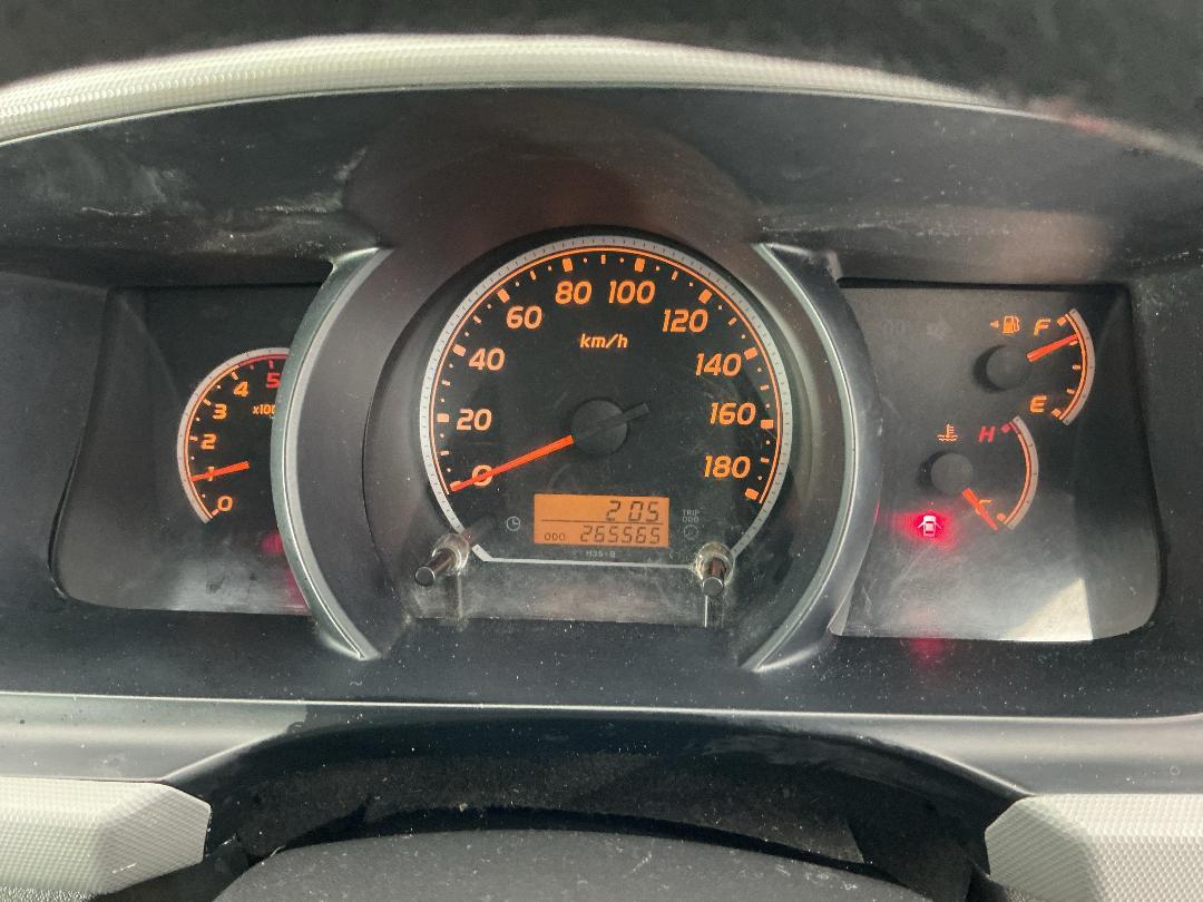 Photo '20' of Toyota Hiace