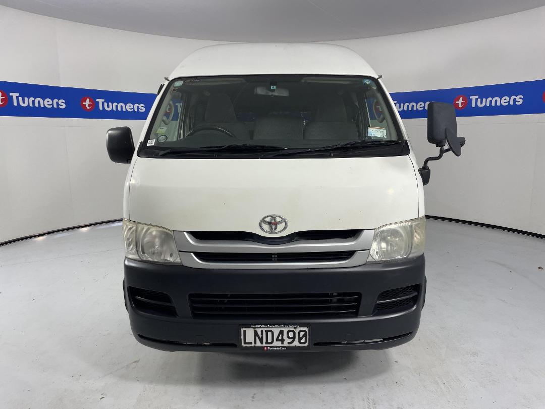 Photo '2' of Toyota Hiace