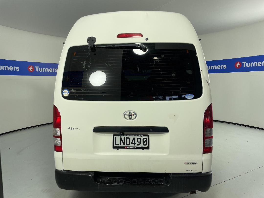 Photo '6' of Toyota Hiace