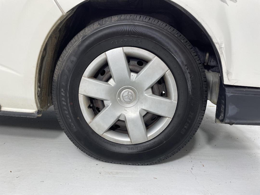 Photo '9' of Toyota Hiace