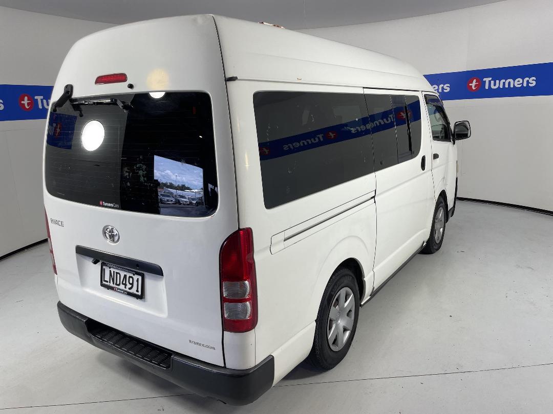 Photo '7' of Toyota Hiace