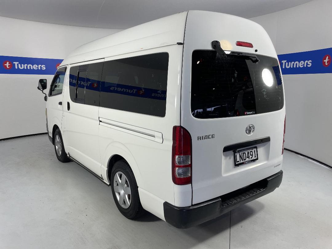 Photo '5' of Toyota Hiace