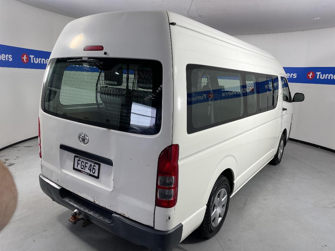 Photo '7' of Toyota Hiace