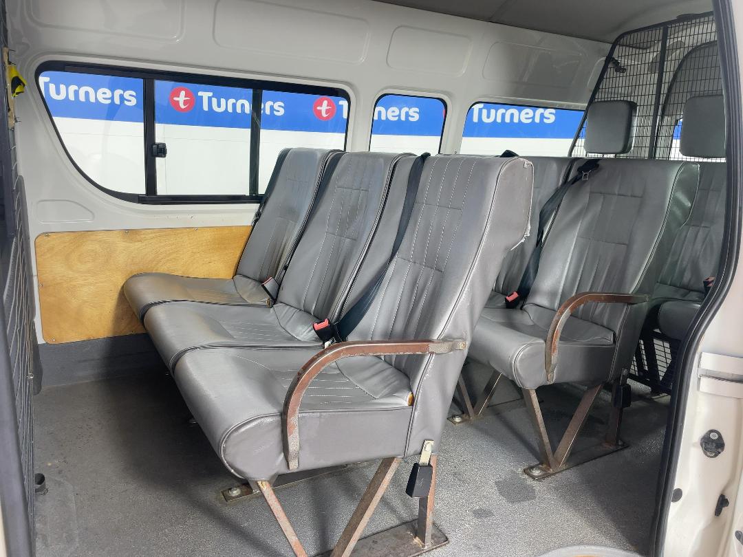 Photo '20' of Toyota Hiace