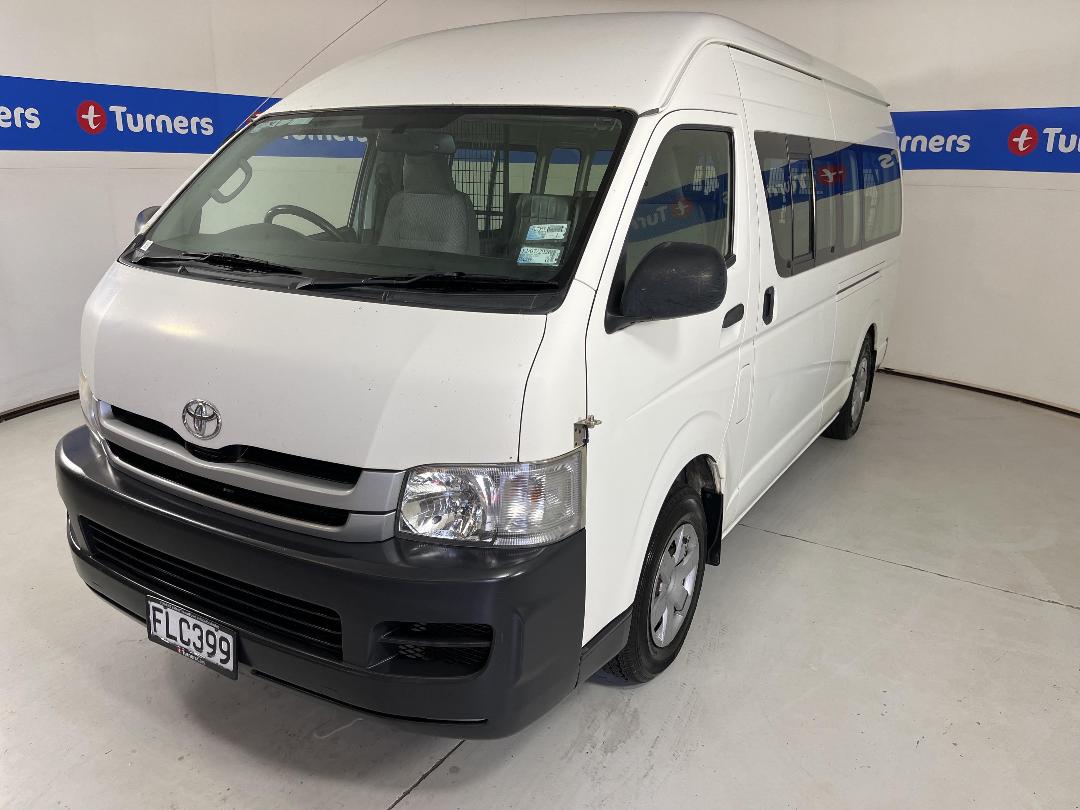 Photo '4' of Toyota Hiace