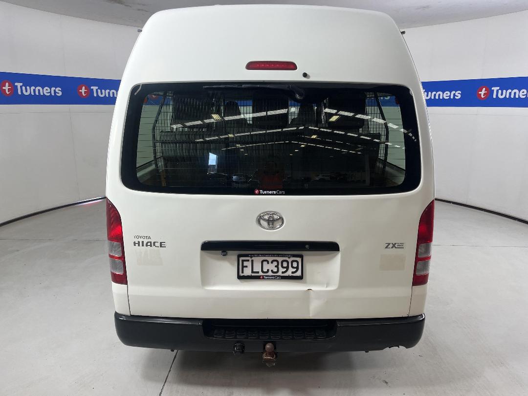 Photo '6' of Toyota Hiace