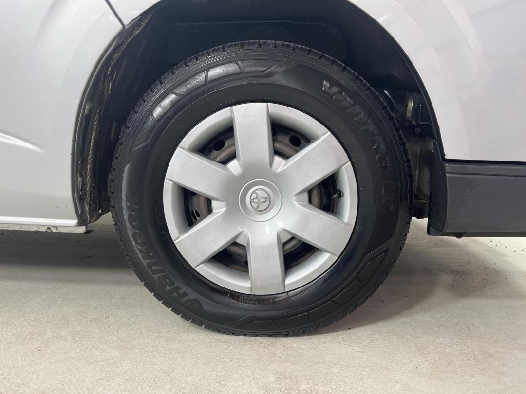 Photo '9' of Toyota Hiace Photo '9' of Toyota Hiace