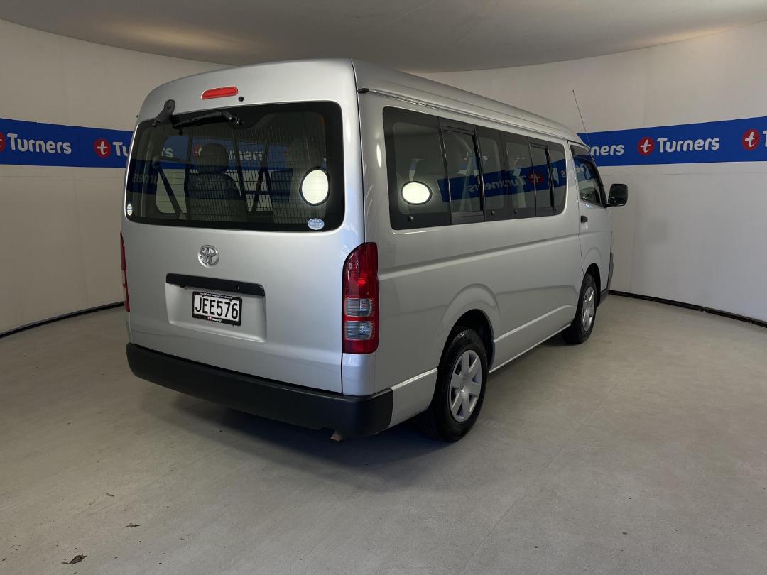 Photo '7' of Toyota Hiace Photo '7' of Toyota Hiace