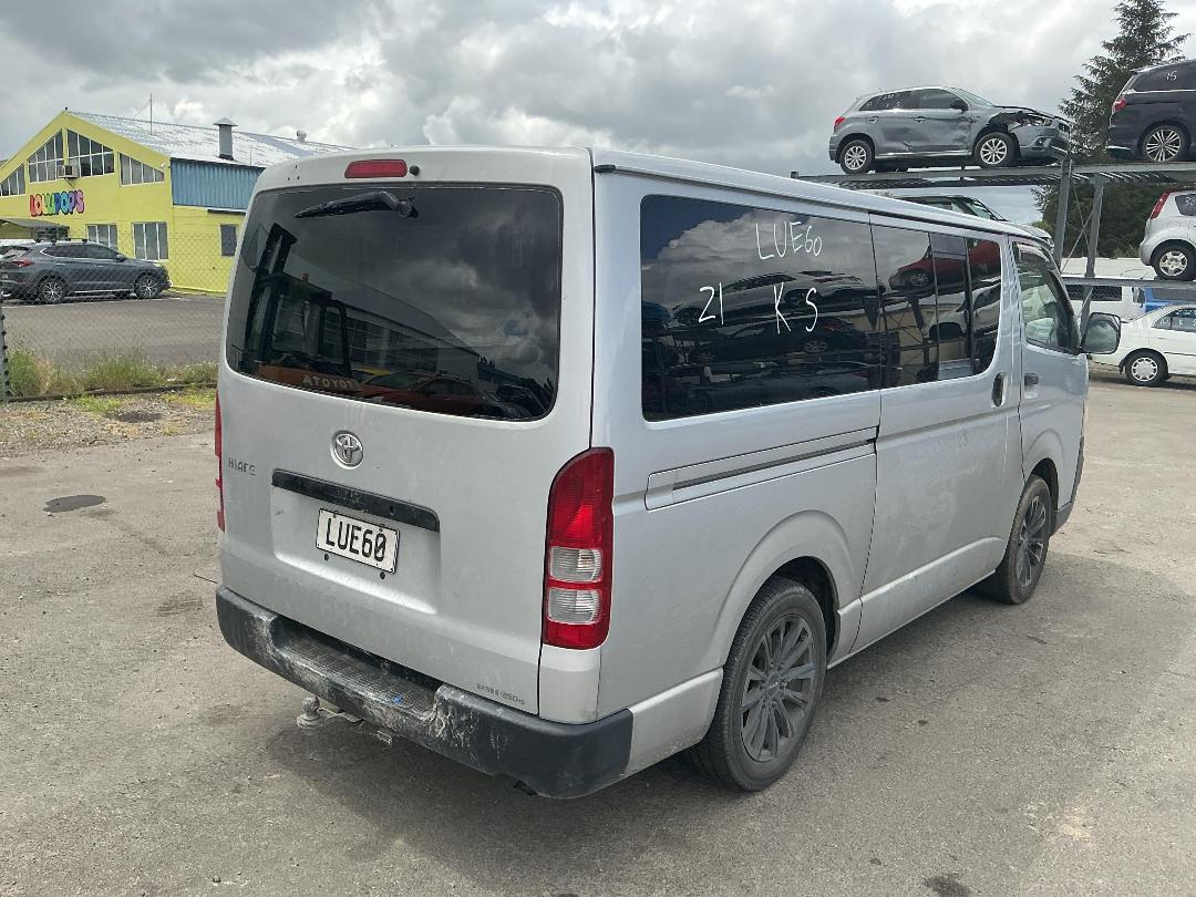 Photo '6' of Toyota Hiace Photo '6' of Toyota Hiace