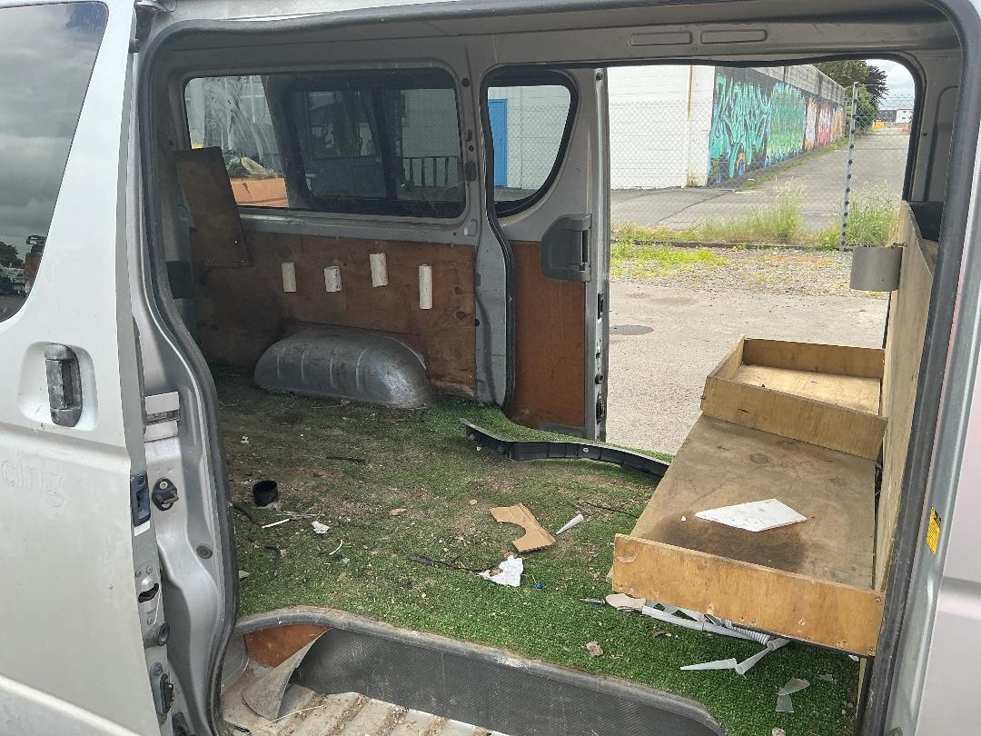 Photo '14' of Toyota Hiace Photo '14' of Toyota Hiace