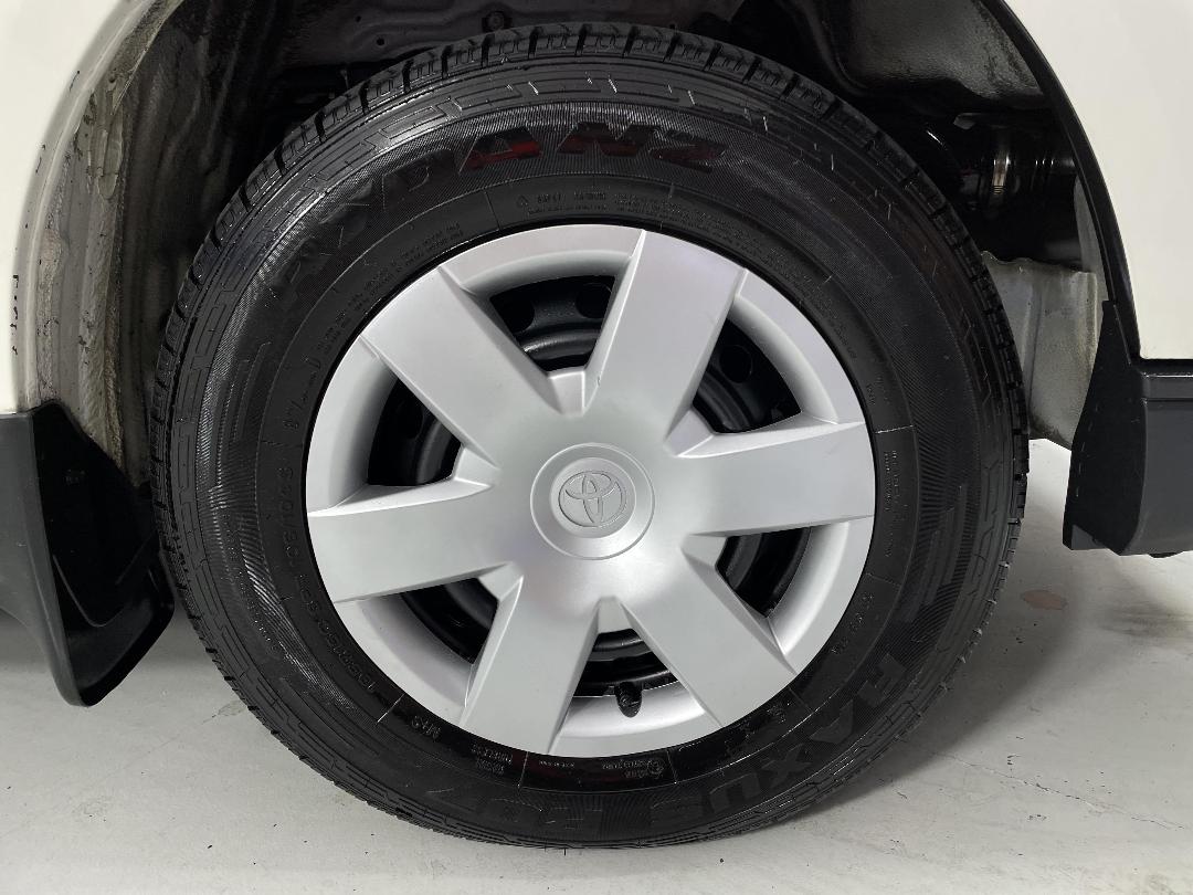 Photo '9' of Toyota Hiace Photo '9' of Toyota Hiace