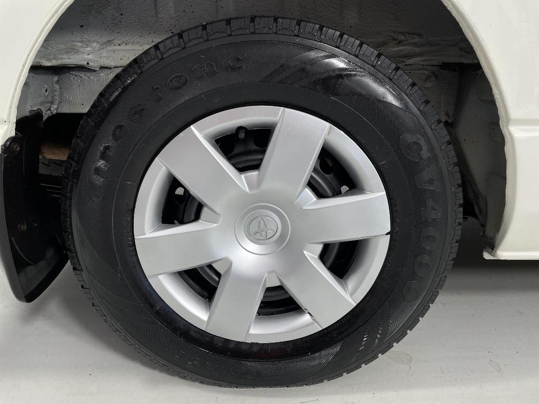 Photo '12' of Toyota Hiace Photo '12' of Toyota Hiace