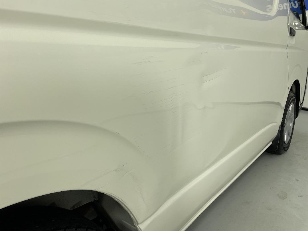 Photo '25' of Toyota Hiace Photo '25' of Toyota Hiace