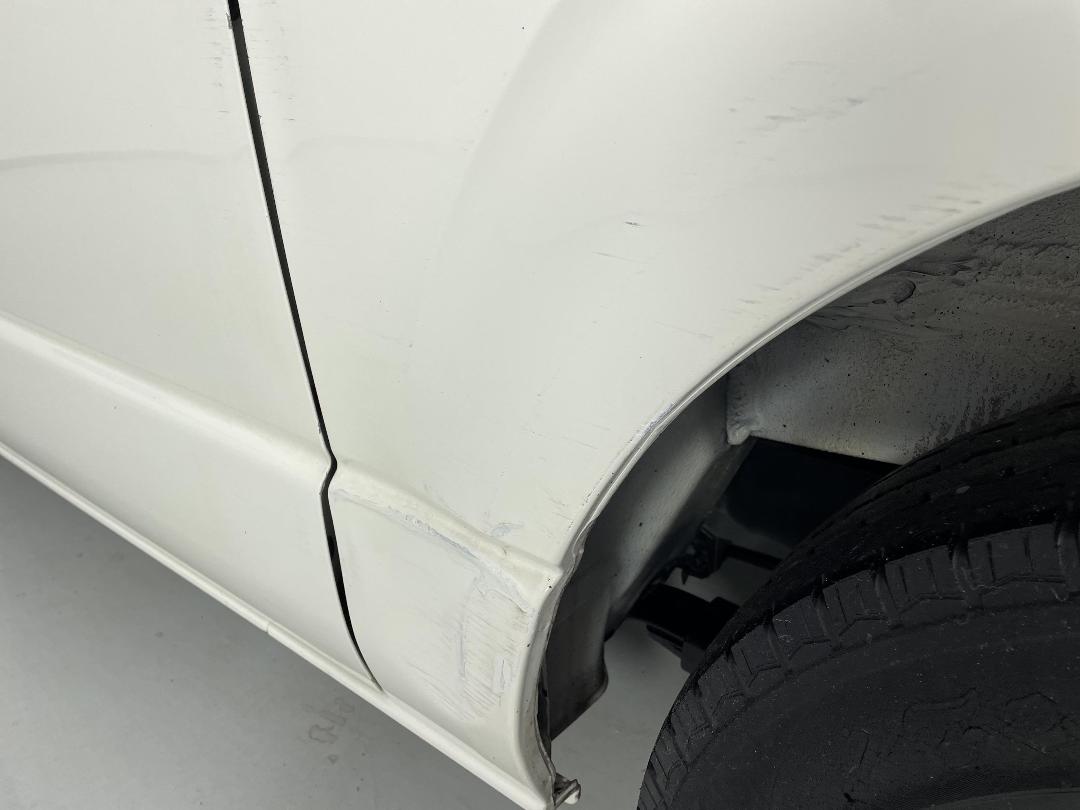 Photo '28' of Toyota Hiace Photo '28' of Toyota Hiace