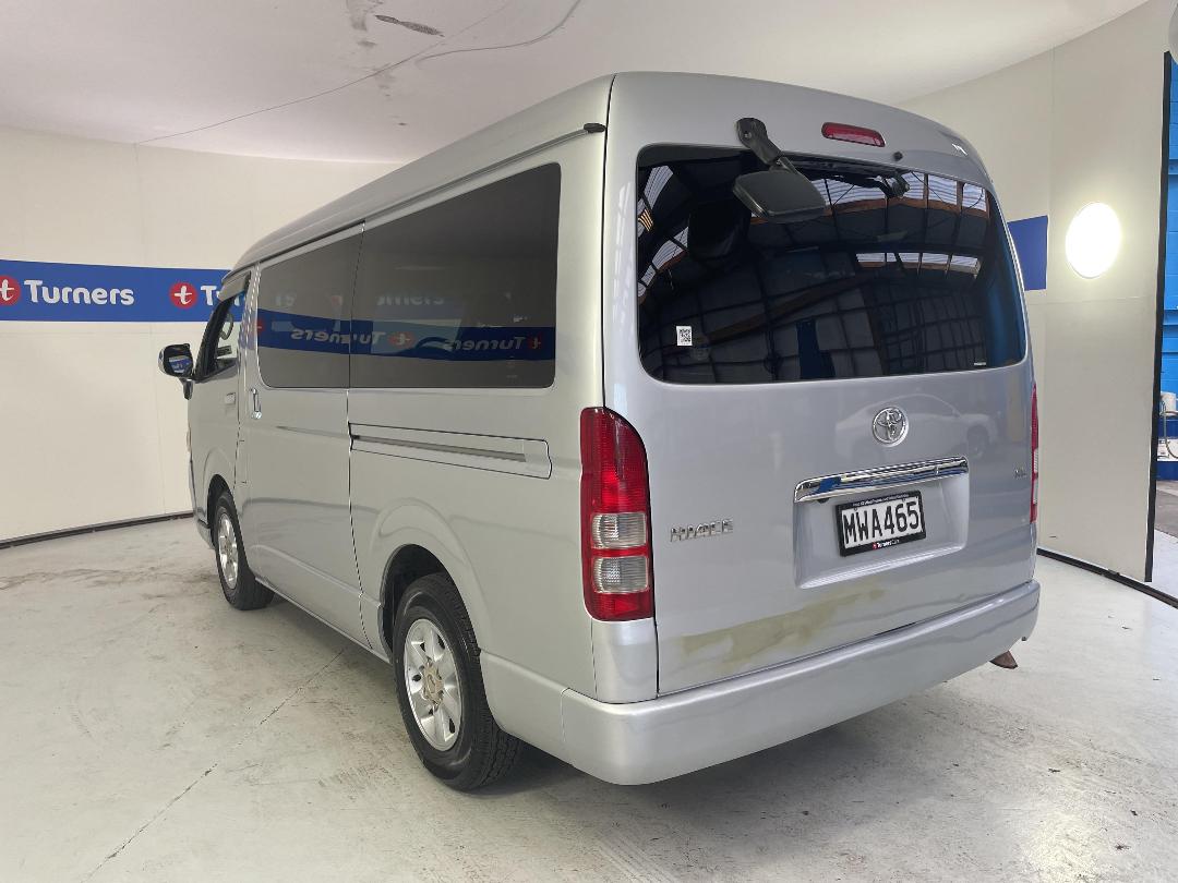 Photo '5' of Toyota Hiace