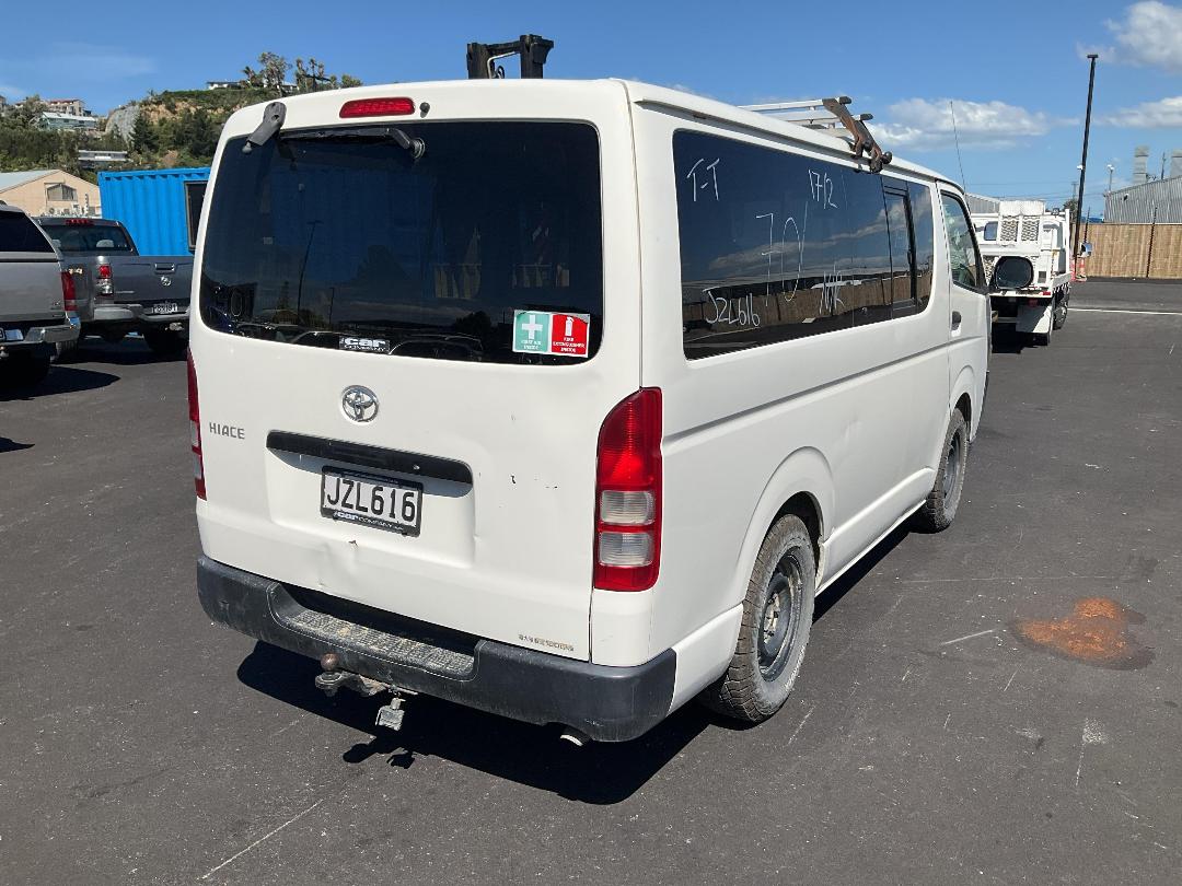 Photo '2' of Toyota Hiace Photo '2' of Toyota Hiace