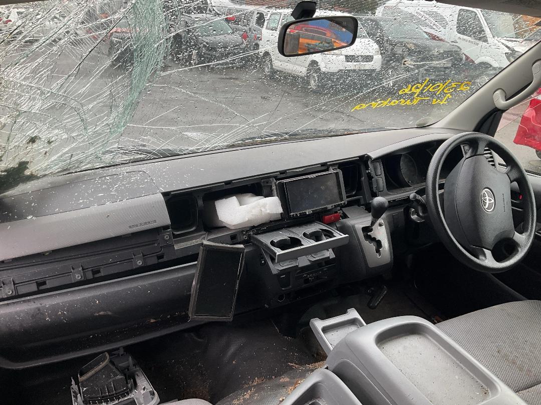 Photo '10' of Toyota Hiace Photo '10' of Toyota Hiace