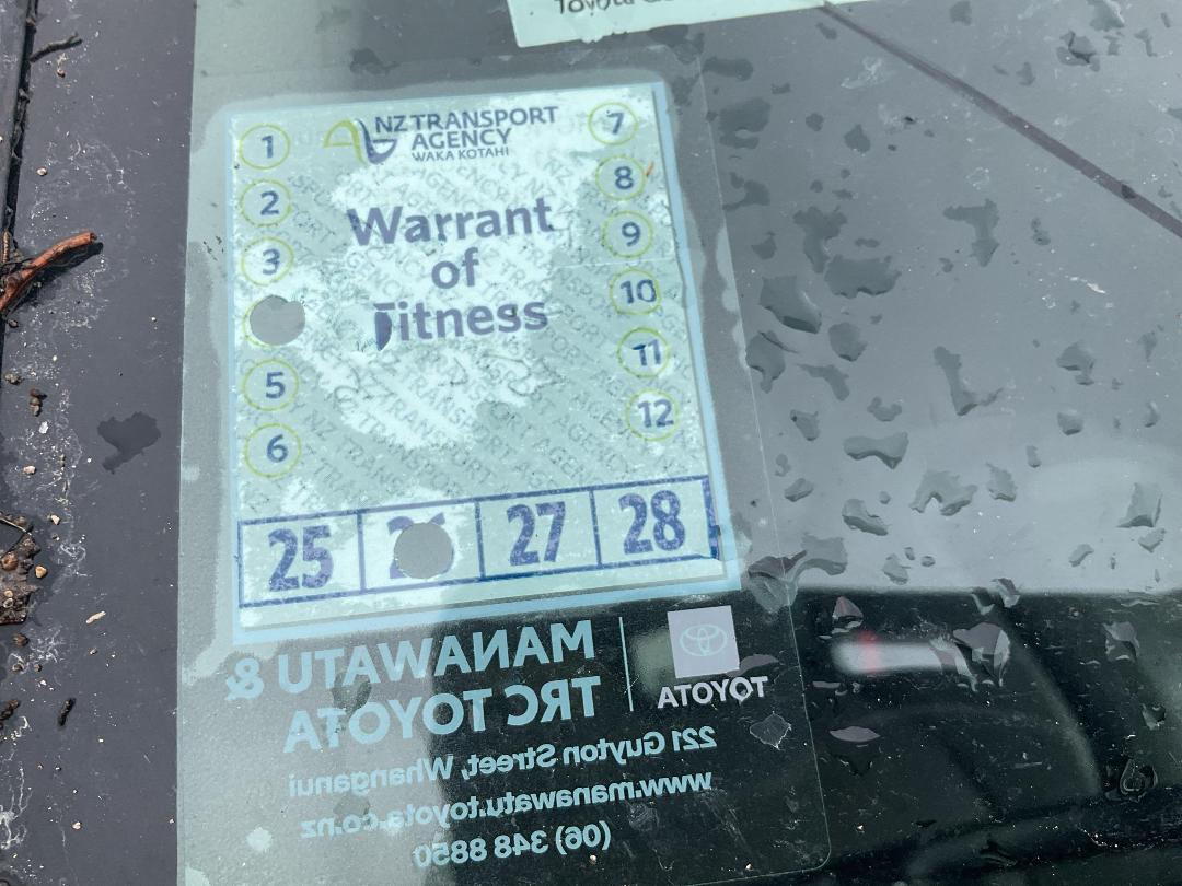 Photo '13' of Toyota Hiace Photo '13' of Toyota Hiace