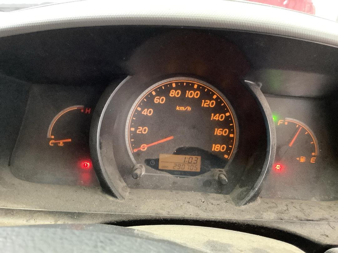 Photo '15' of Toyota Hiace DX