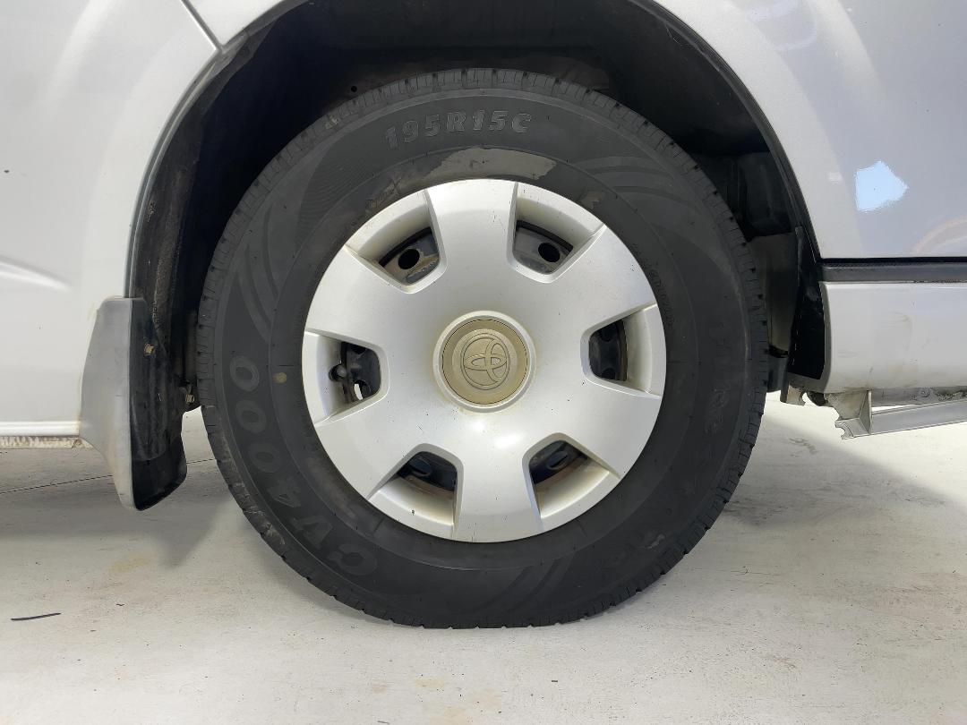 Photo '9' of Toyota Hiace