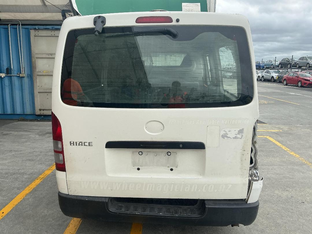 Photo '10' of Toyota Hiace DX Photo '10' of Toyota Hiace DX