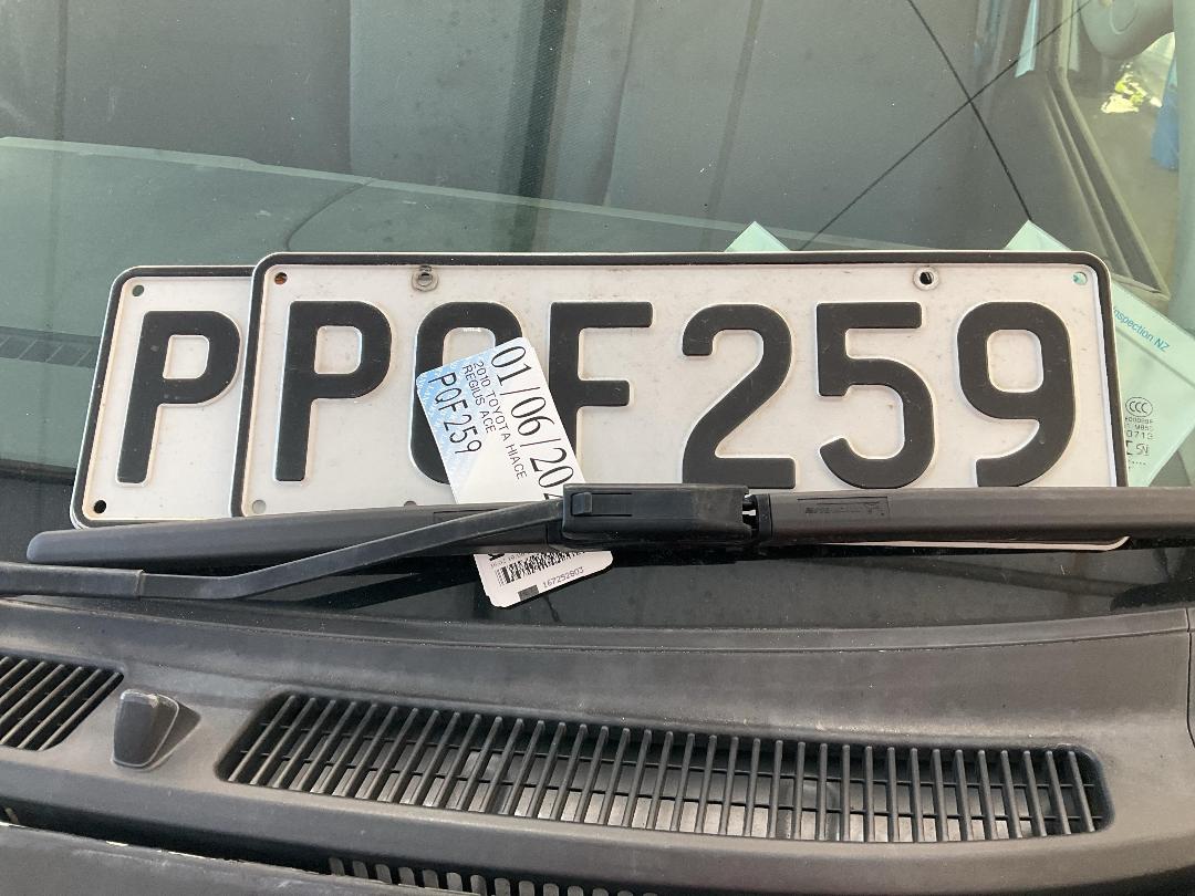 Photo '24' of Toyota Hiace Regius ACE