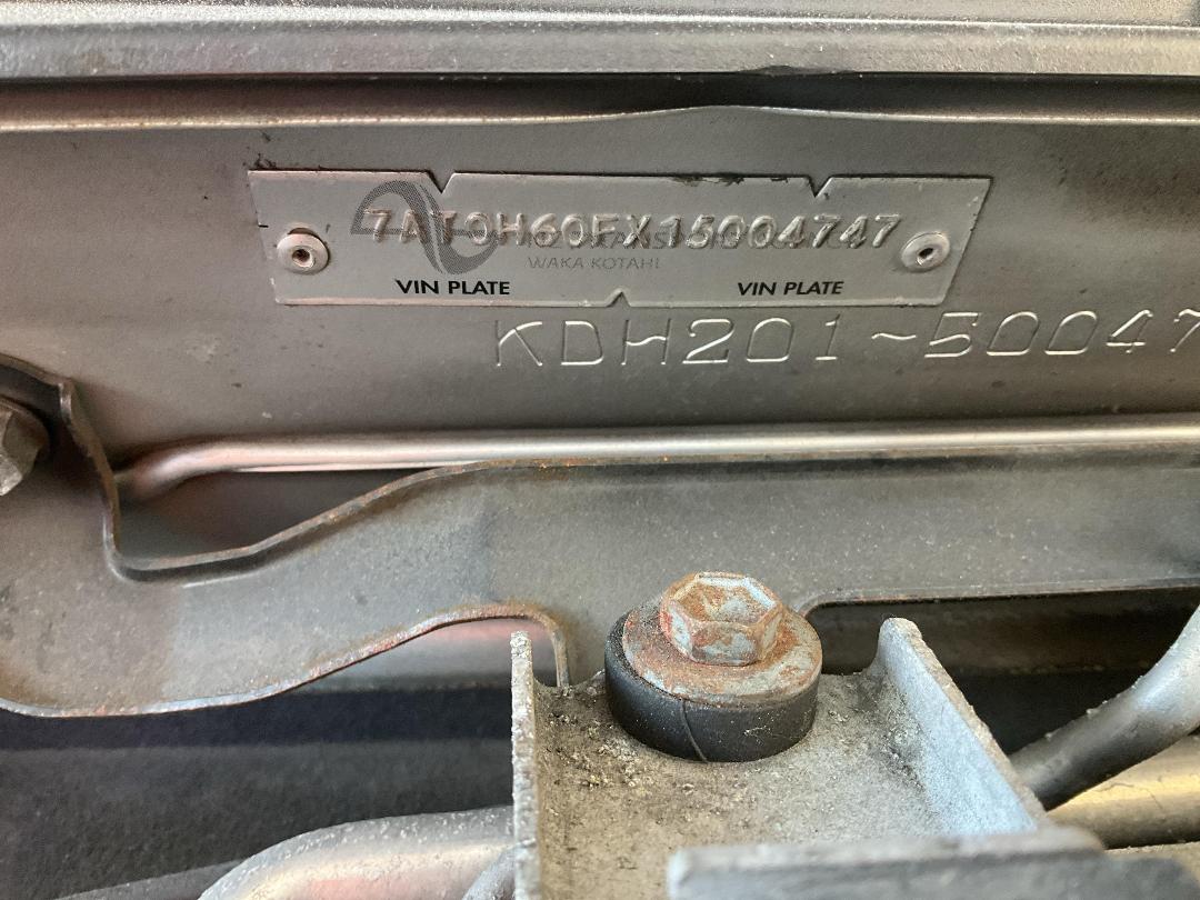 Photo '23' of Toyota Hiace Regius ACE