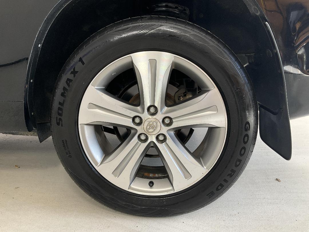 Photo '11' of Toyota Highlander