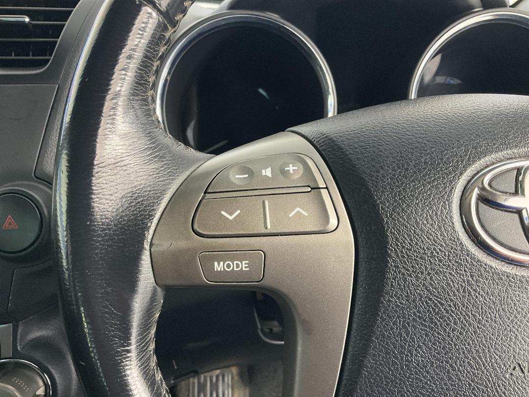 Photo '27' of Toyota Highlander