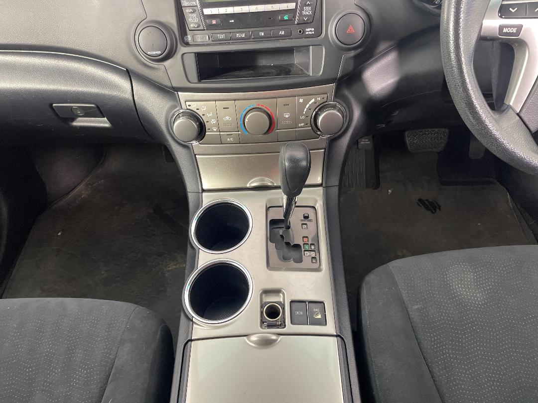 Photo '18' of Toyota Highlander