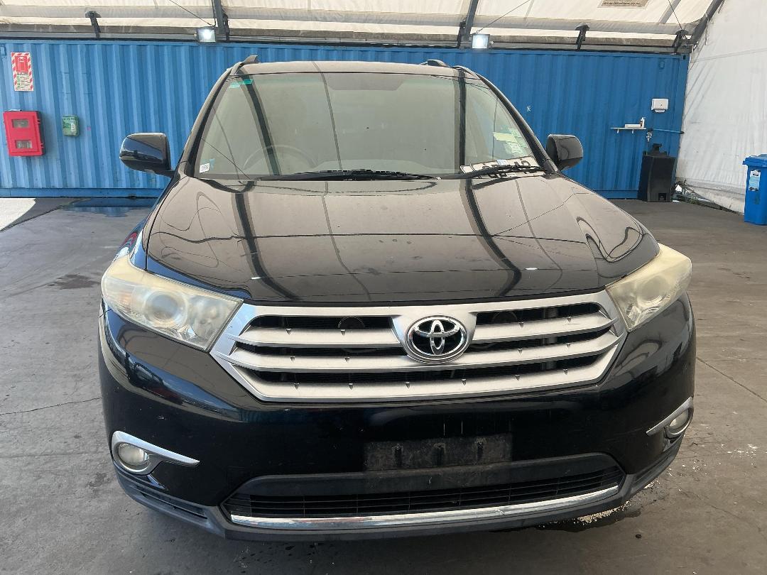 Photo '5' of Toyota Highlander LTD WGN5 Photo '5' of Toyota Highlander LTD WGN5